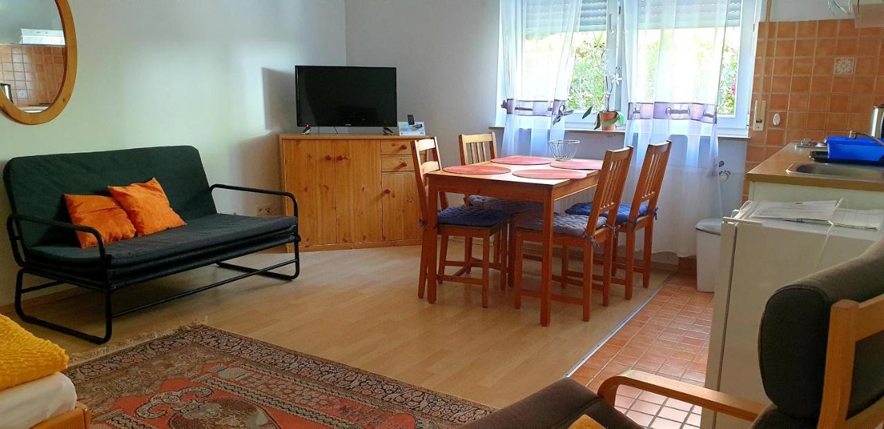 Apartmenthaus "Zum Lowen" Heidelberg - Ziegelhausen Luaran gambar