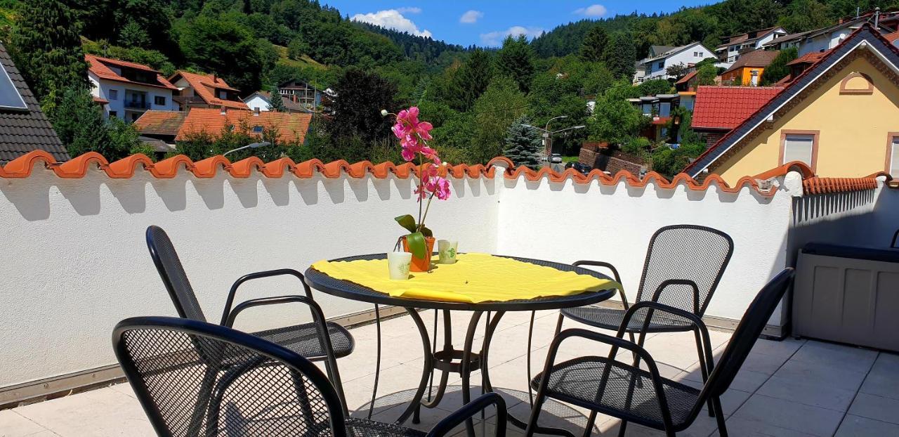 Apartmenthaus "Zum Lowen" Heidelberg - Ziegelhausen Luaran gambar