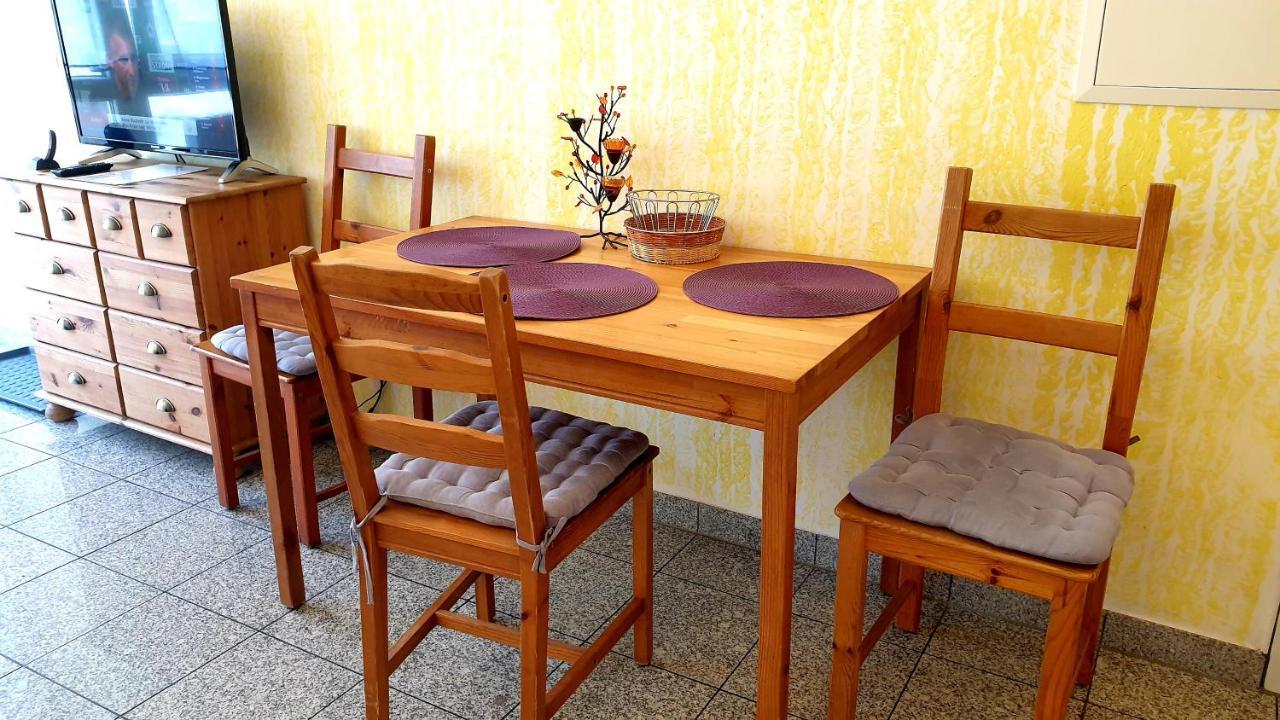Apartmenthaus "Zum Lowen" Heidelberg - Ziegelhausen Luaran gambar