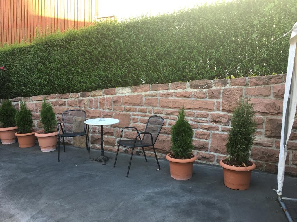 Apartmenthaus "Zum Lowen" Heidelberg - Ziegelhausen Luaran gambar