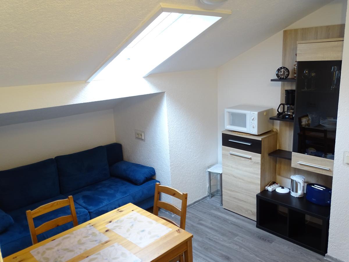Apartmenthaus "Zum Lowen" Heidelberg - Ziegelhausen Luaran gambar