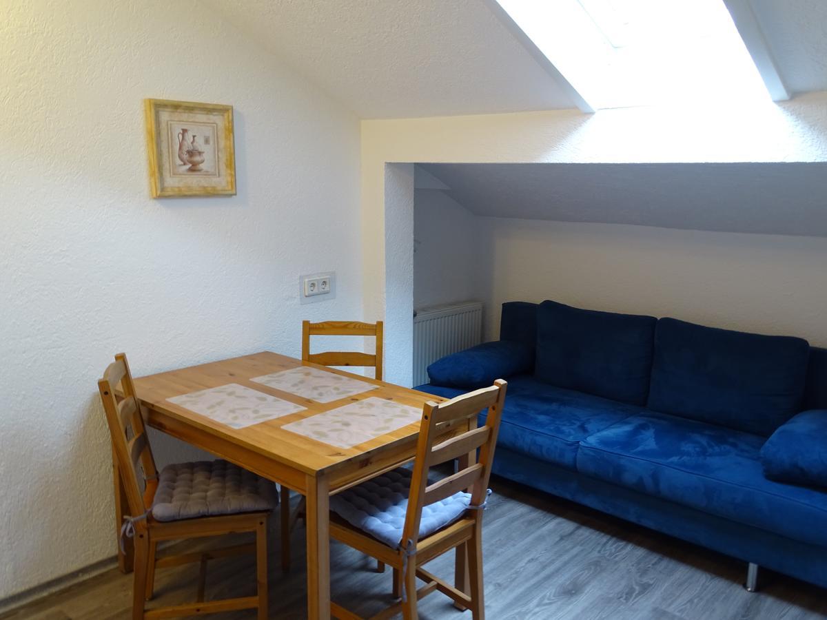 Apartmenthaus "Zum Lowen" Heidelberg - Ziegelhausen Luaran gambar